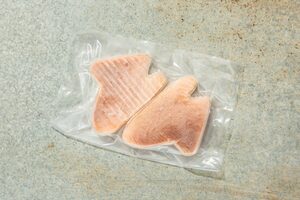 טונה לבנה קפואה